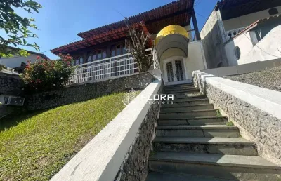 Casa com 3 dormitórios à venda, 350 m² por r$ 1.390.000 - são francisco - niterói/rj
