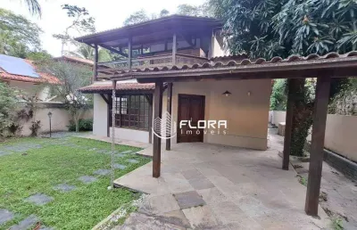 Casa com 3 dormitórios à venda, 260 m² por r$ 960.000,00 - itaipu - niterói/rj