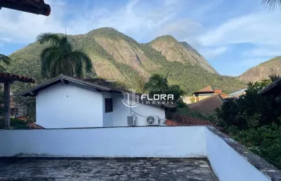 Casa com 5 dormitórios sendo 3 suitesà venda, 301 m² por r$ 1.850.000 - itacoatiara - niterói/rj