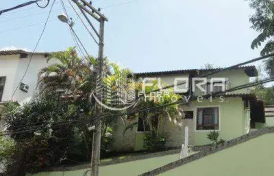 Casa com 4 dormitórios à venda, 260 m² por r$ 785.000 - sape - niterói/rj