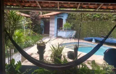 Casa com 3 dormitórios à venda por r$ 740.000 - piratininga - niterói/rj