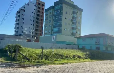 Terreno à venda no Centro, Navegantes 