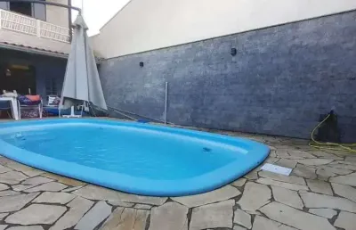 Casa com 3 quartos à venda no Centro, Navegantes 