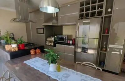 Casa em condomínio fechado com 3 quartos à venda na Ulisses Pompeu De Campos (Lot Centro), 1, Centro Norte, Várzea Grande