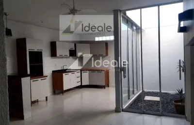 Casa em condomínio fechado com 2 quartos à venda na Avenida das Palmeiras, Jardim Imperial, Cuiabá