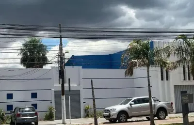 Casa comercial com 4 salas para alugar na Avenida General Melo, Campo Velho, Cuiabá