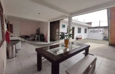 Casa com 4 quartos à venda na rua josé francisco reis, 1556, santa regina, itajaí por r$ 550.000