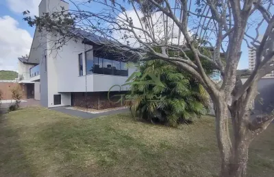 Casa em condomínio fechado com 3 quartos à venda na rua hélio firmo caetano, 91, dom bosco, itajaí por r$ 2.800.000