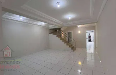 Sobrado no lado praia  com 4 dormitórios sendo 2 suítes para alugar definitivo pacote, 197 m² por r$ 6.300 mês - boqueirão - praia grande/sp