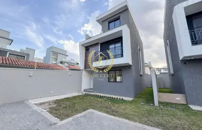 Casa com 4 quartos à venda na Rua Tucum, --, Uberaba, Curitiba
