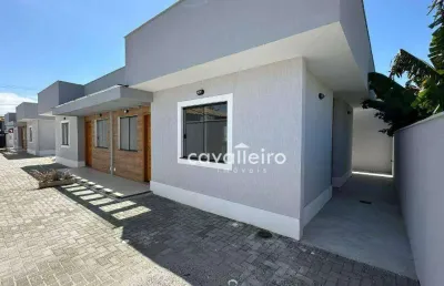 Casa com 2 dormitórios à venda, 70 m² por r$ 320.000,00 - jardim atlântico central (itaipuaçu) - maricá/rj