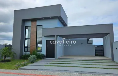 Casa linear em condomínio de alto padrão próximo a praia de itaipuaçu