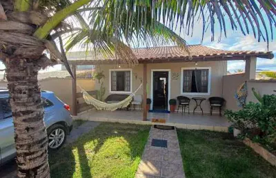 R$480mil – casa pé na areia, na praia de cordeirinho com piscina, área gourmet, maricá-rj