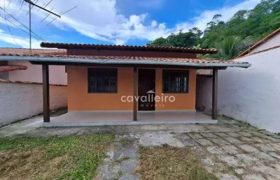 Casa com 02 quartos, sendo 01 suíte no flamengo - maricá