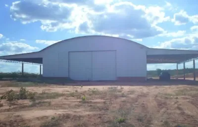 Fazenda dupla aptidão com 1.370 hectares em currais-pi