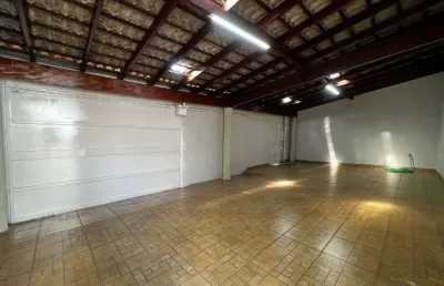 Boa casa bem localizada do jardim brasília em uberlândia-mg