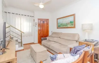 Casa charmosa em condomínio fechado próximo ao parque chácara do jockey!