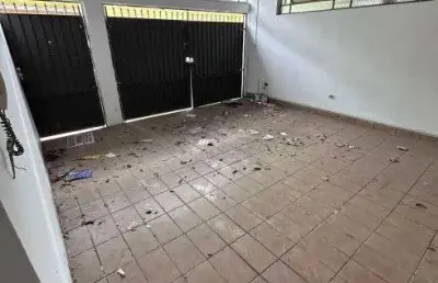 Prédio comercial próximo do centro de taboão da serra!