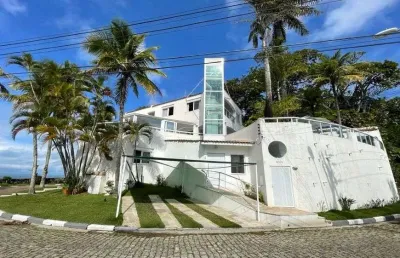 Casa na praia do seus sonhos com vista panorâmica - 04 suites!
