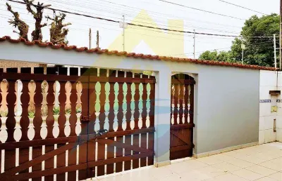Casa com 2 quartos à venda no Suarão, Itanhaém 