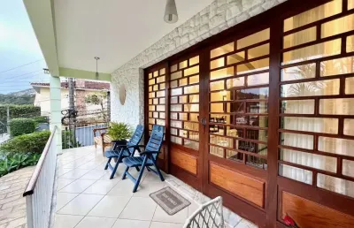 Casa para venda em teresópolis, várzea, 6 dormitórios, 2 suítes, 5 banheiros, 2 vagas