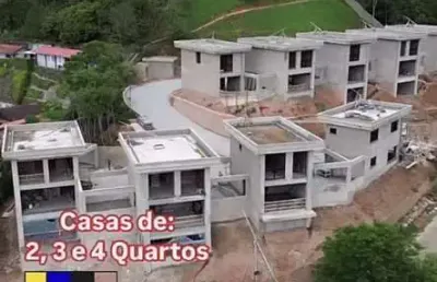 Casa para venda em teresópolis, golfe, 2 dormitórios, 2 suítes, 2 vagas