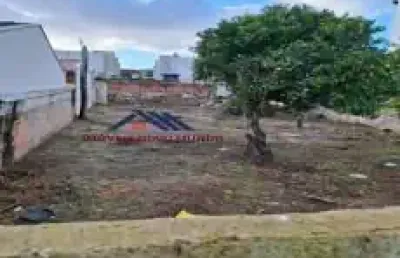 Terreno à venda na Rua Conde dos Arcos, 608, Lindóia, Curitiba
