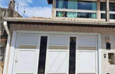 Sobrado com 3 dormitórios à venda, 180 m² por r$ 950.000,00 - vila guilhermina - praia grande/sp