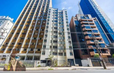 Apartamento com 1 dormitório para alugar, 42 m² por r$ 2.000,00/mês - centro - curitiba/pr