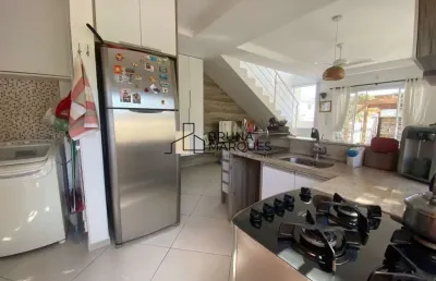 Casa com 3 quartos à venda na Rua Moinho Rio Vermelho, 9, São João do Rio Vermelho, Florianópolis