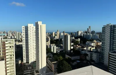 Apartamento 4/4  com 219 m2, à venda, andar altíssimo