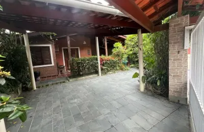 Casa com 4 dormitórios, piscina e espaço gourmet, na praia do perequê-mirim em ubatuba!