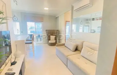 Ótimo apartamento alto padrão com 3 dormitórios na praia das toninhas em ubatuba!