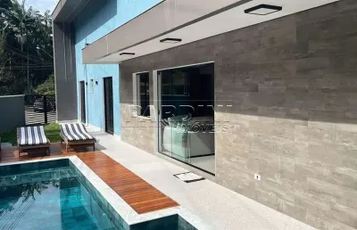 Linda casa moderna no condomínio pedra verde, praia do lázaro, em ubatuba!