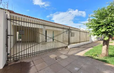 Casa para alugar em maringá, jardim real, com 3 quartos, com 169.43 m²