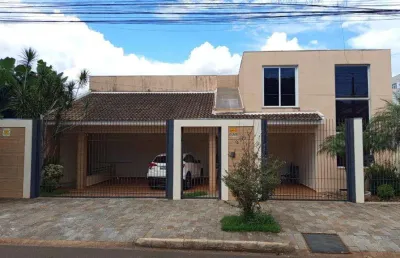 Casa à venda em maringá, zona 04, com 3 quartos, com 550 m²