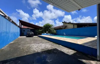 Casa para venda em itanhaém, umuarama, 3 dormitórios, 1 suíte, 3 banheiros, 5 vagas
