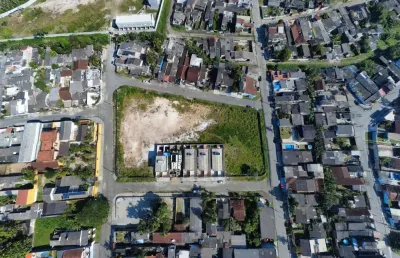 Terreno à venda na Avenida Marginal, 11464, Jardim Umuarama, Itanhaém