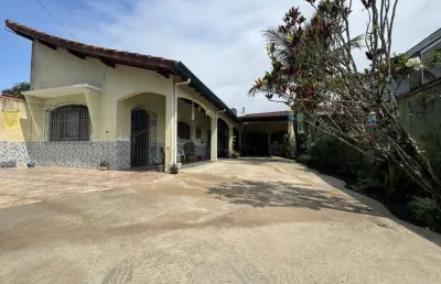 Casa para venda em itanhaém, jardim das palmeiras, 2 dormitórios, 1 suíte, 2 banheiros, 6 vagas
