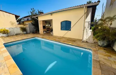 Casa para venda em itanhaém, jardim grandesp, 3 dormitórios, 1 suíte, 2 banheiros, 4 vagas