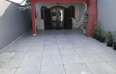 Casa para venda em itanhaém, umuarama, 2 dormitórios, 1 banheiro, 2 vagas