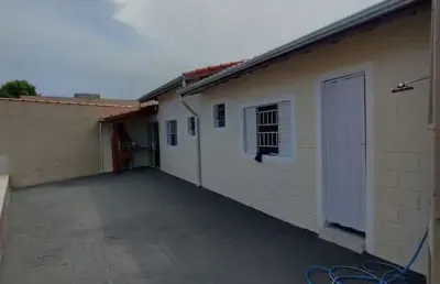 Casa para venda em itanhaém, jardim suarão, 2 dormitórios, 2 banheiros, 4 vagas