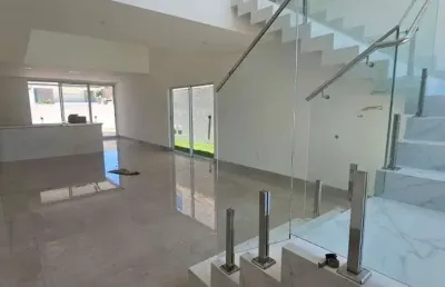 Casa em condomínio fechado com 4 quartos à venda na professora nair paiva dos santos, 350, altiplano cabo branco, joão pessoa por r$ 2.500.000