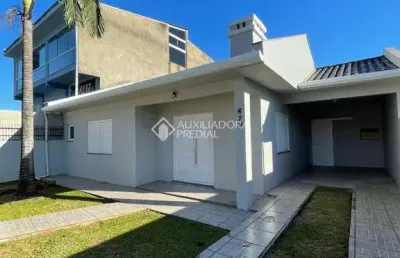 Casa com 2 quartos à venda na juvenal alves de oliveira, 670, senai, montenegro, 79 m2 por r$ 430.000
