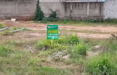 Terreno à venda na waldemar siqueira zietlow, 8, santa rita, montenegro, 2 m2 por r$ 115.000