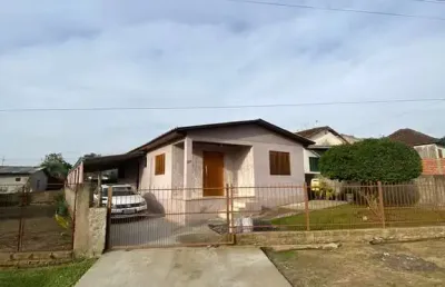 Casa com 3 quartos à venda na pará, 211, santa rita, montenegro, 170 m2 por r$ 379.000