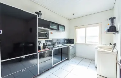 Terreno com duas casas à venda – excelente oportunidade!
