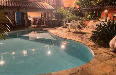 Permuta-se parta do valor condominio alto padrão terreno 950m2 ,area construida 410m2