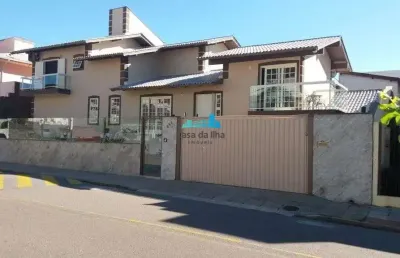 Casa com 4 quartos à venda no coqueiros, florianópolis  por r$ 2.000.000