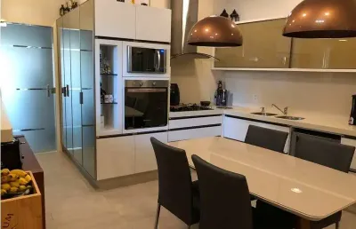 Casa com 4 quartos à venda na agronômica, florianópolis  por r$ 900.000